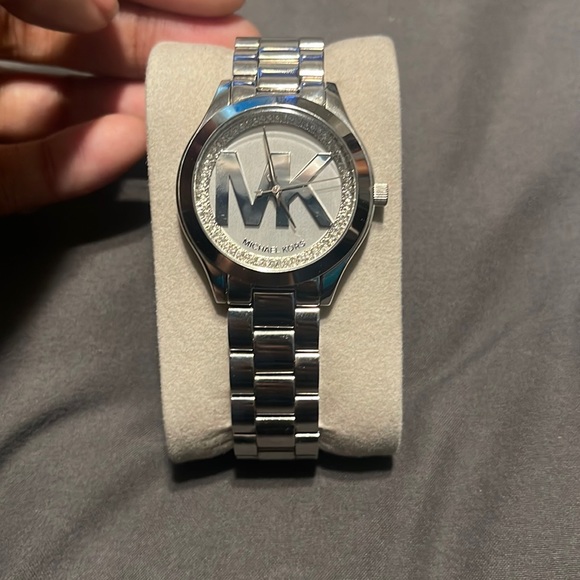 Michael Kors Mini Slim Runway Silver Dial Ladies Watch - Picture 1 of 2